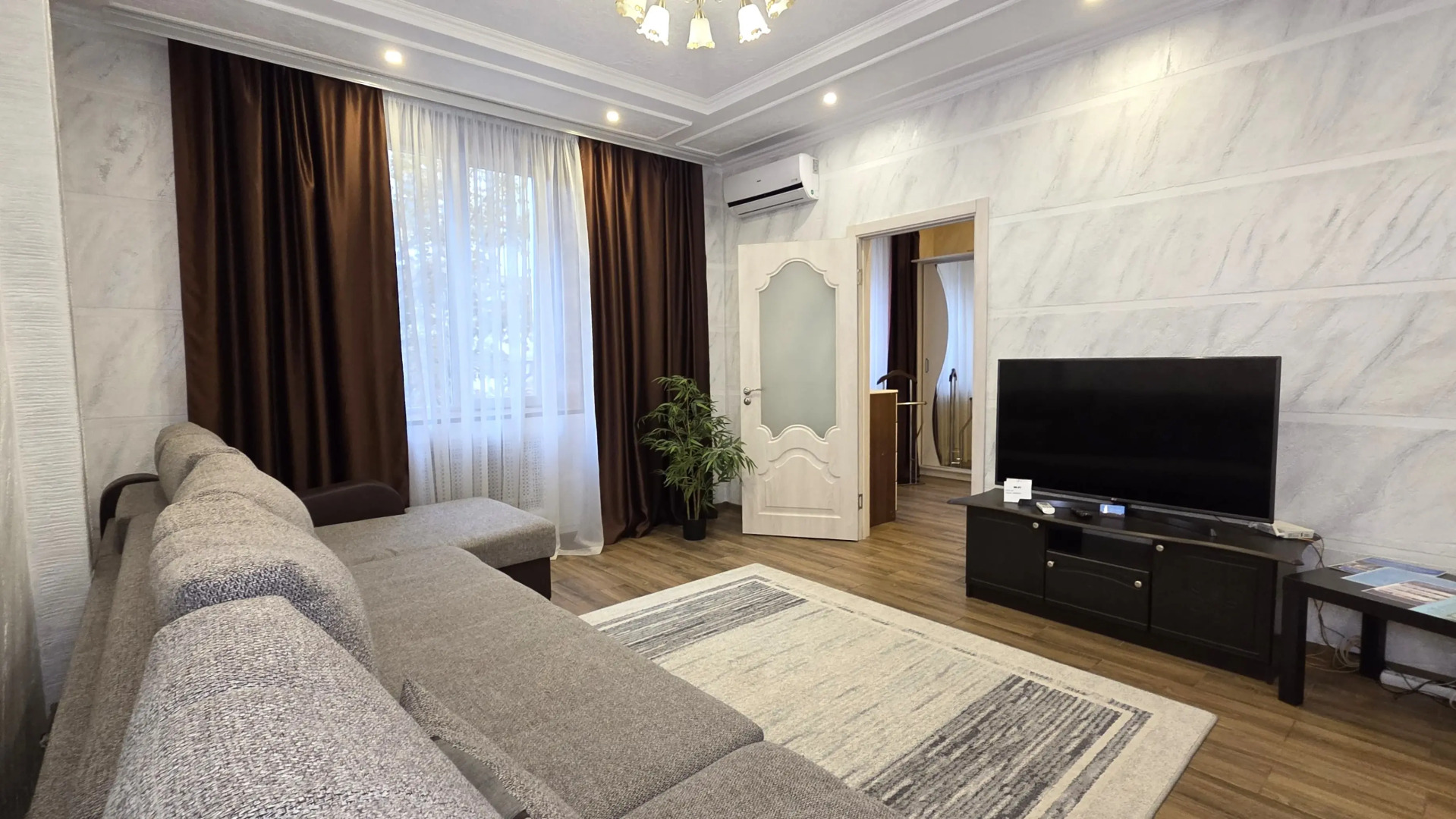 Апартаменты PaulMarie Апартаменты на пр Ленина 49