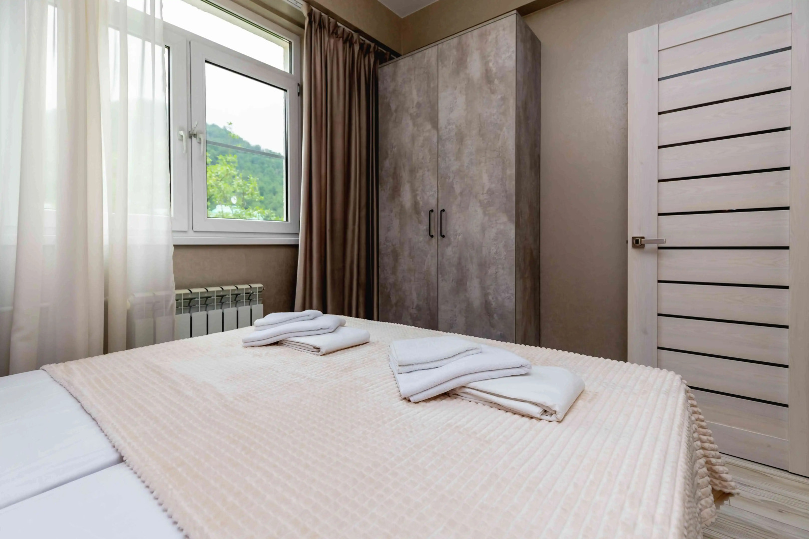 Апартаменты Море Апартаментов на Эстонской 37/6