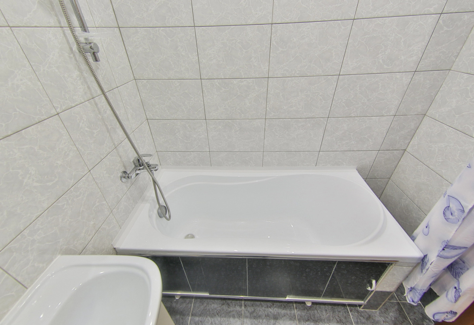 Апартаменты Двухкомнатная Квартира на Космонавте