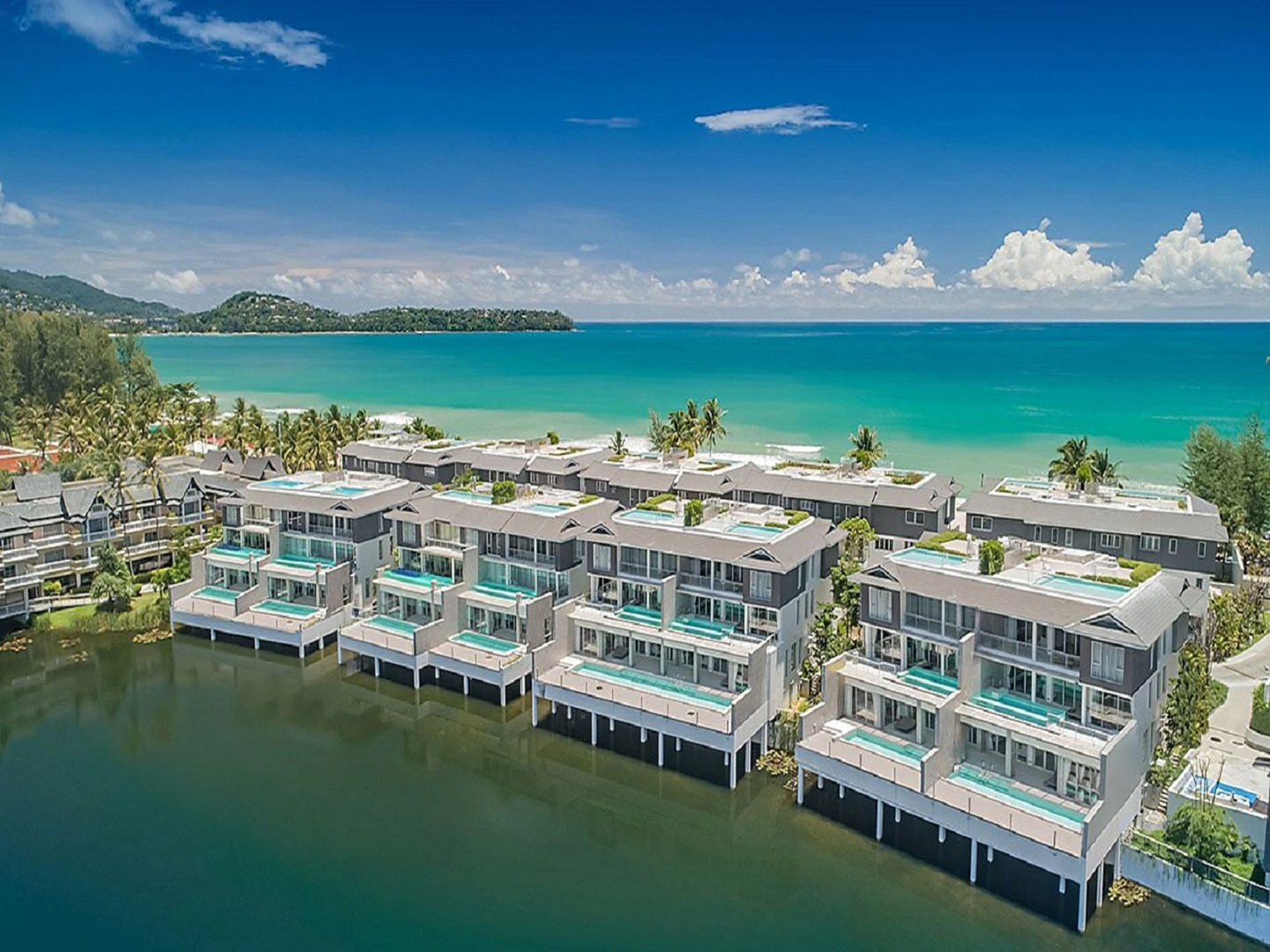 Прекрасные апартаменты с бассейном в Laguna Phuket