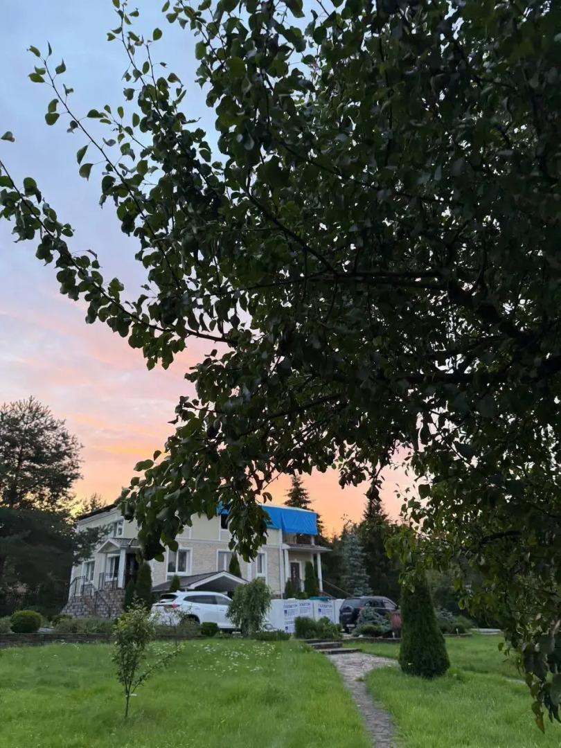 Частный дом с баней и чаном у реки