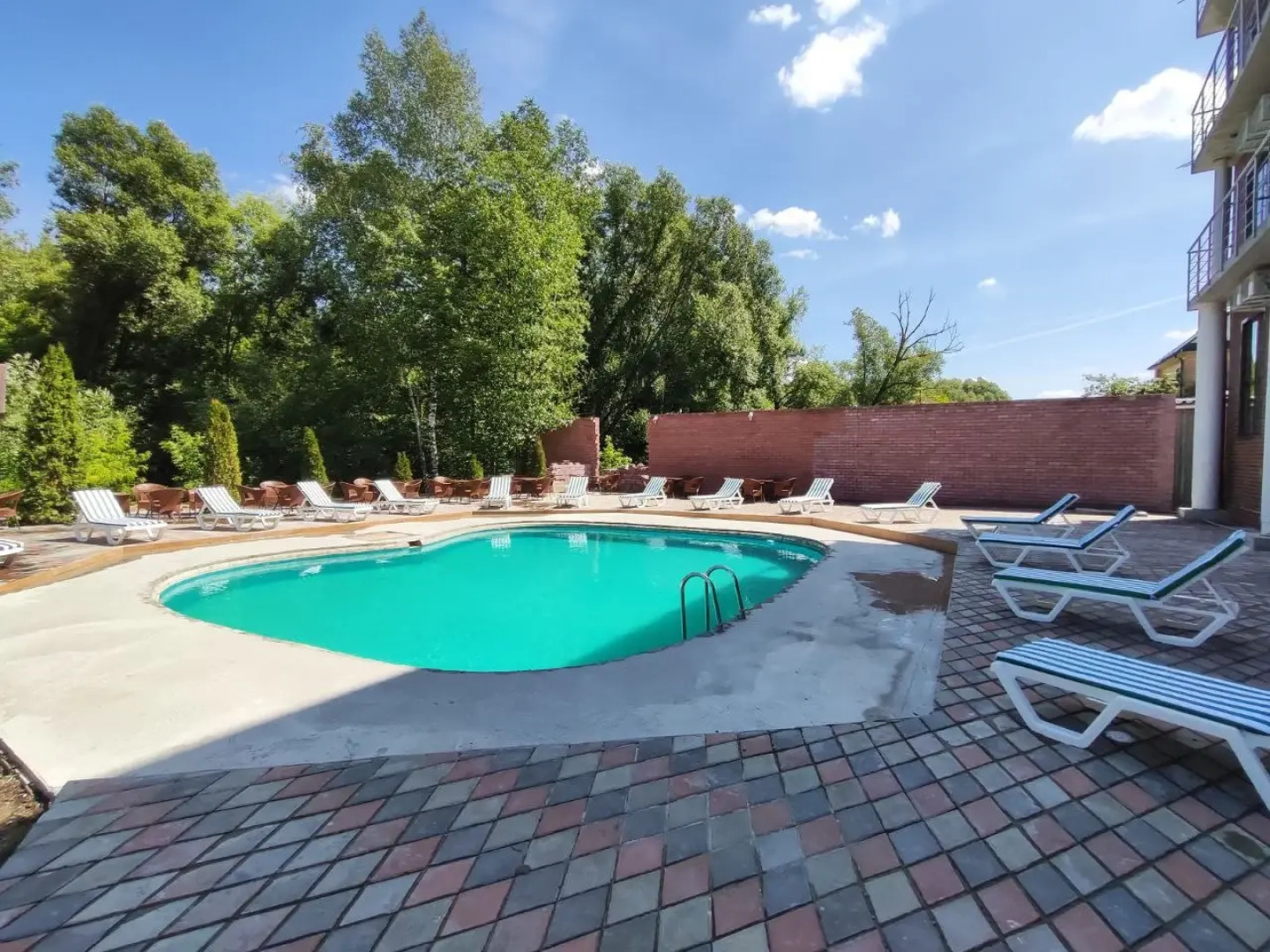 Отель Мона Лиза