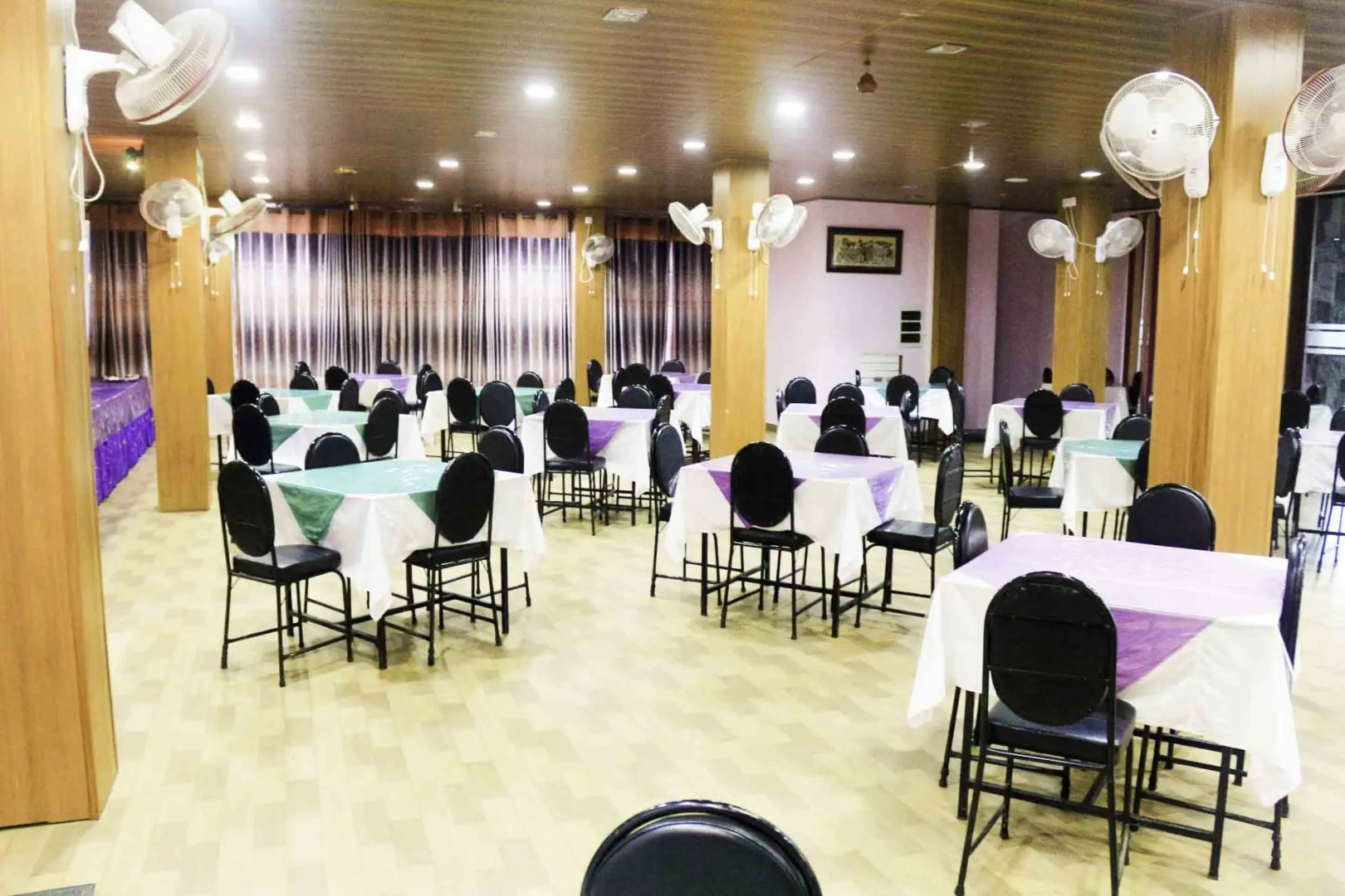 Гостевой Дом Yoho Little Rose Inn