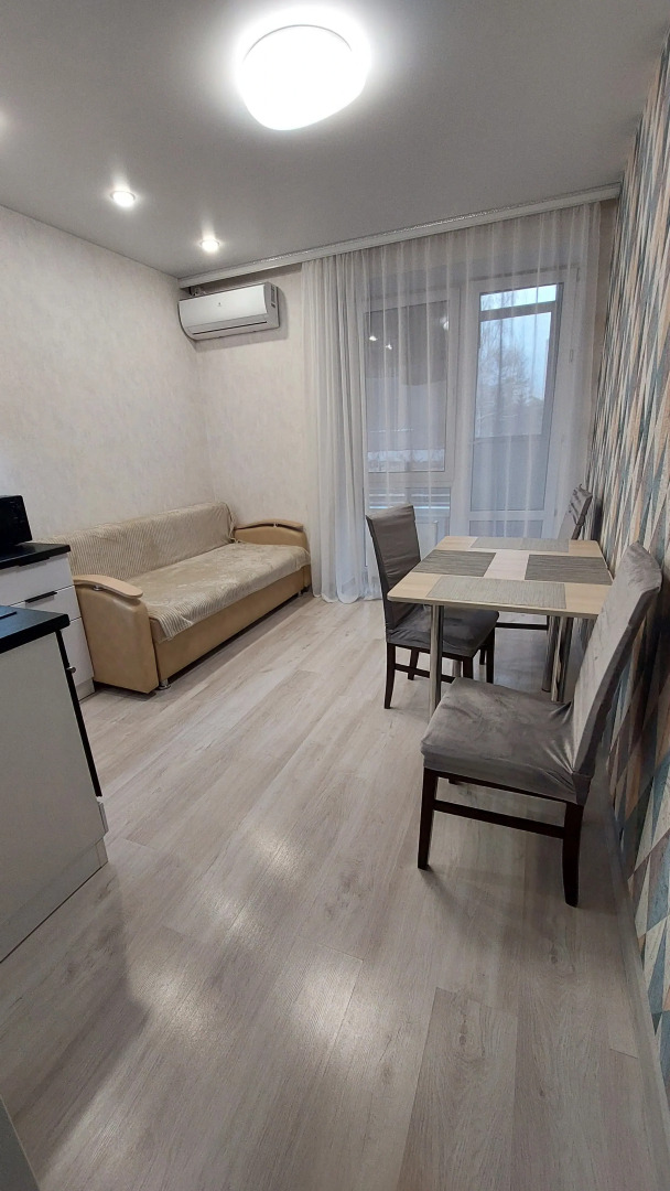 Квартира в шаговой доступности от метро и парка