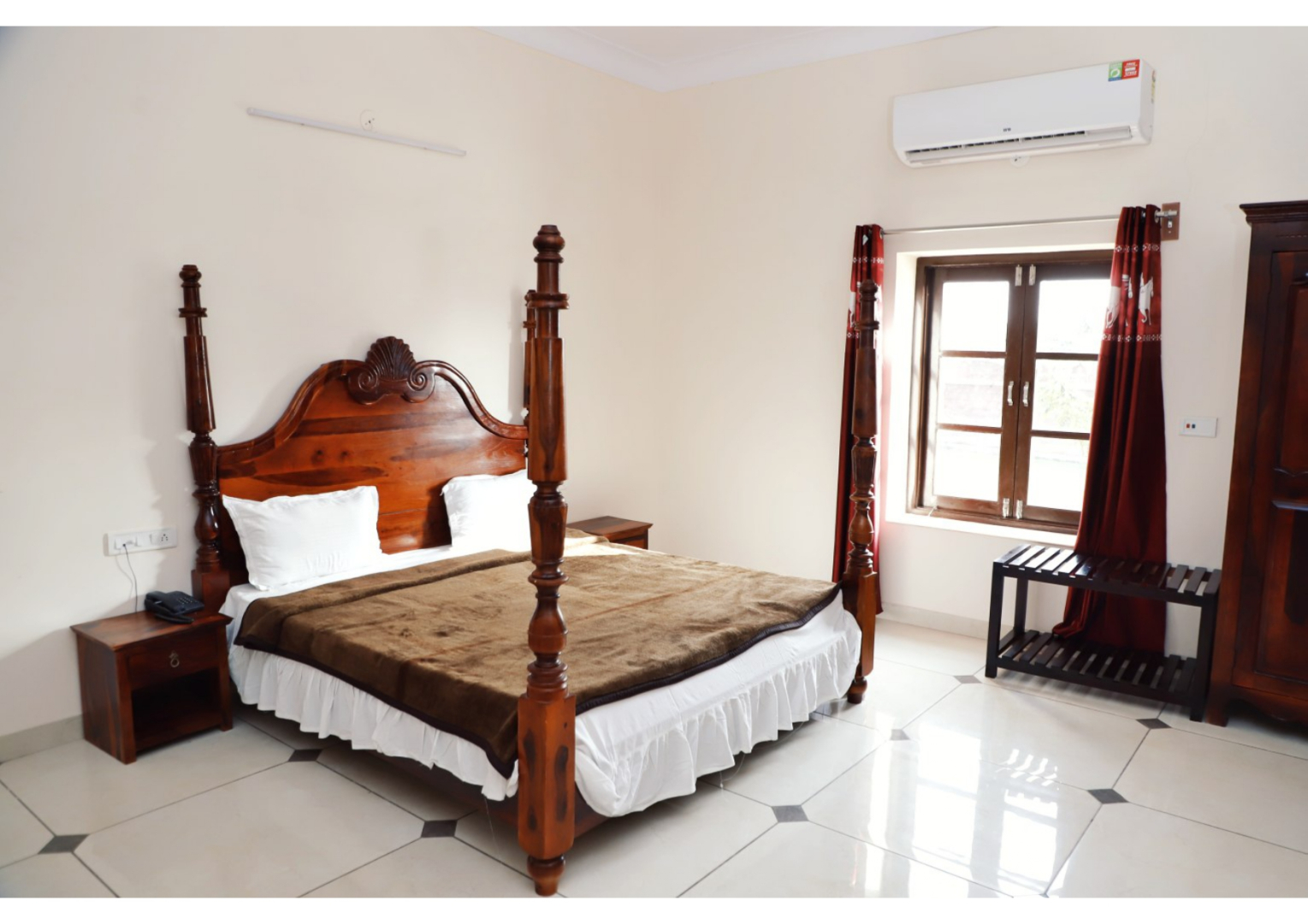 Отель Indroka Fort A Heritage Hotel&Resort