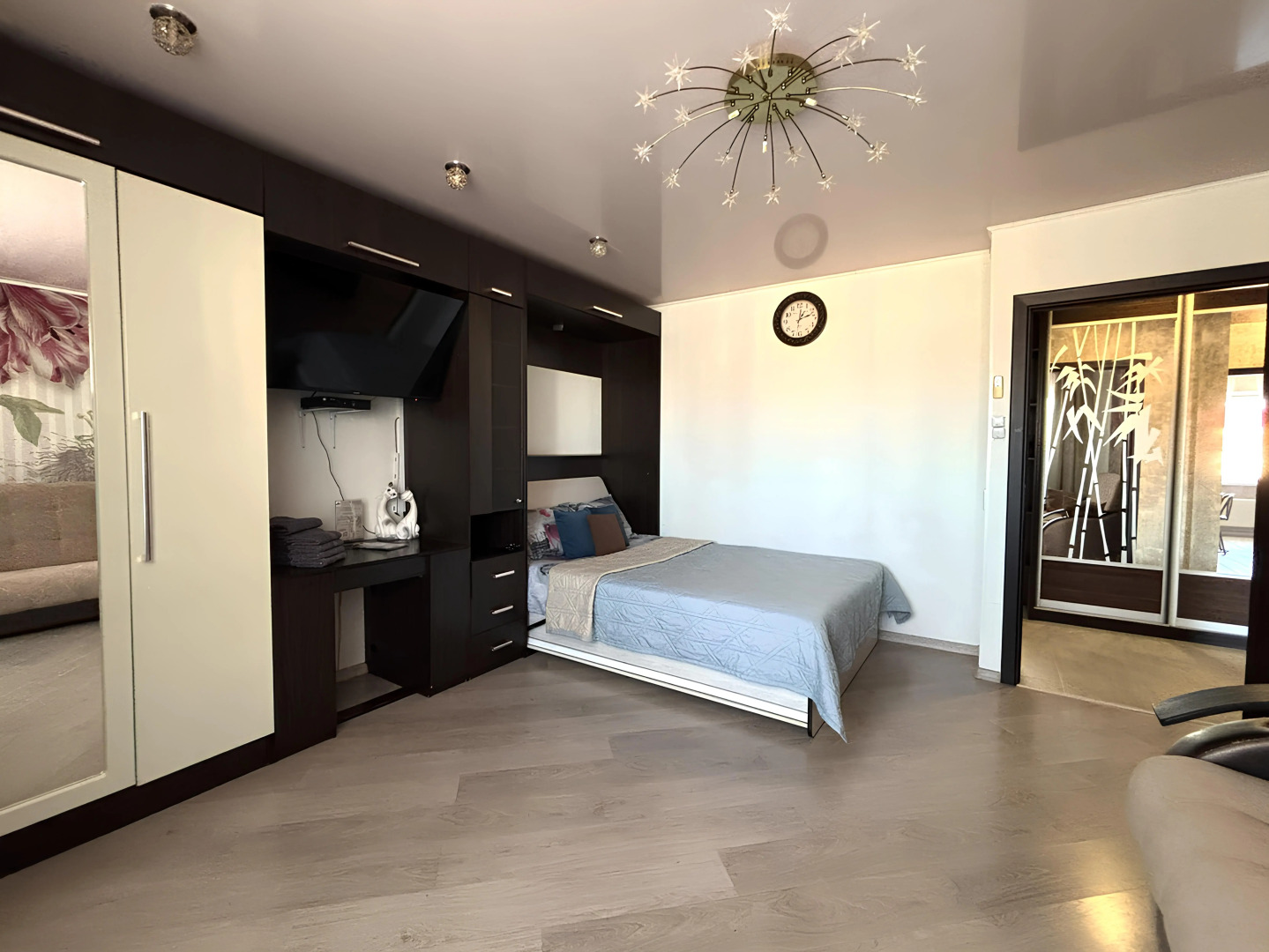 Апартаменты BestHome Двухкомнатная квартира с личным парковочным местом