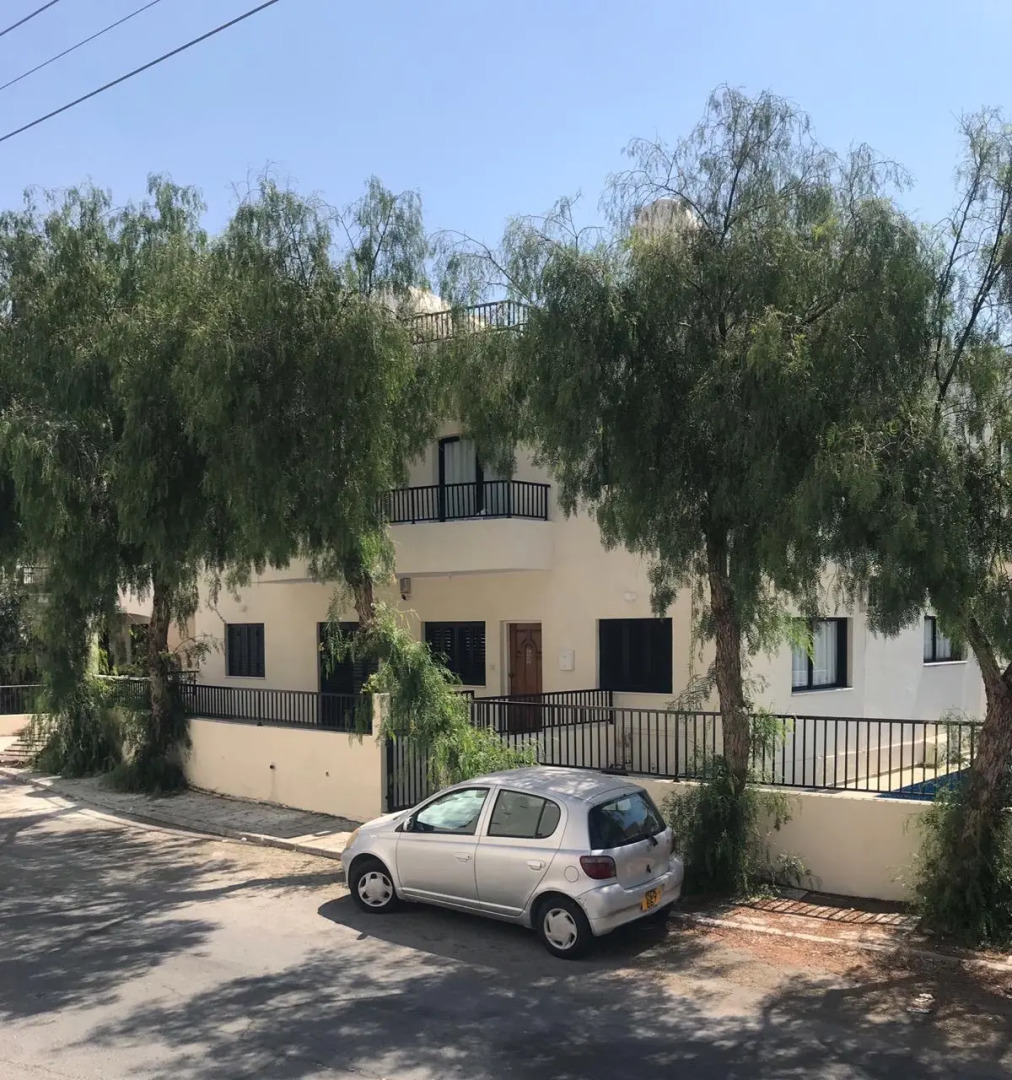 Апарт-отель Athinas Court