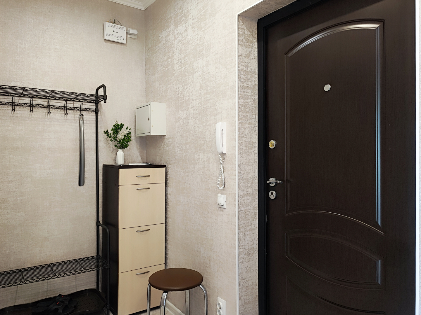 Апартаменты однокомнатная квартира на Фермора район "Сельма"