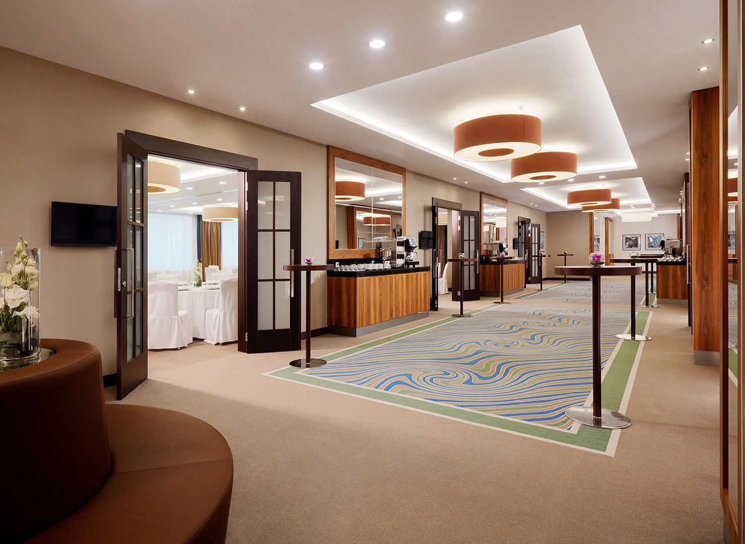 AZIMUT Сити Отель Калуга