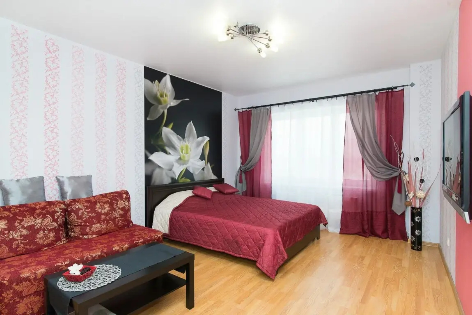 Квартира Искра Гостиный Дворъ и Ко на Щорса 105