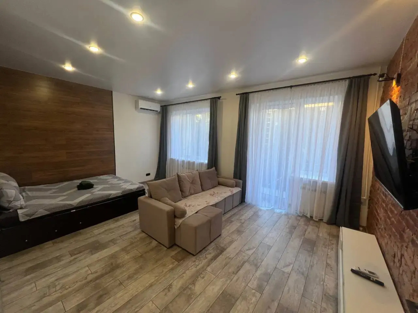 Квартира Никитинская 56