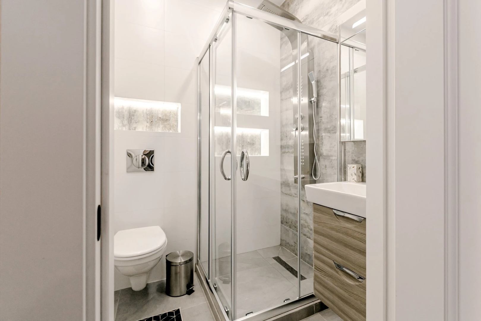 Апартаменты Оливия от Ирины Савельевой + В курортной зоне + Сразу у входа в парк к Красному солнышку и Долине роз