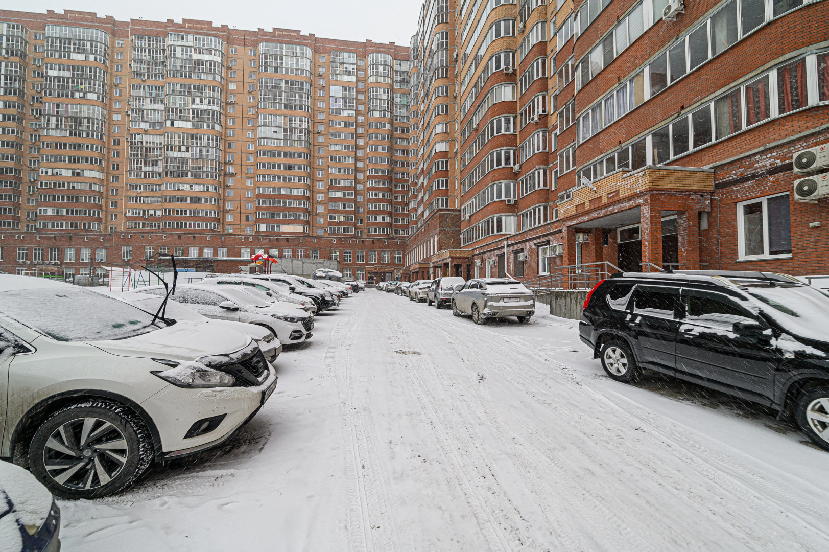 Апартаменты Stepanenkov для 4 гостей на Дуси Ковальчук 238