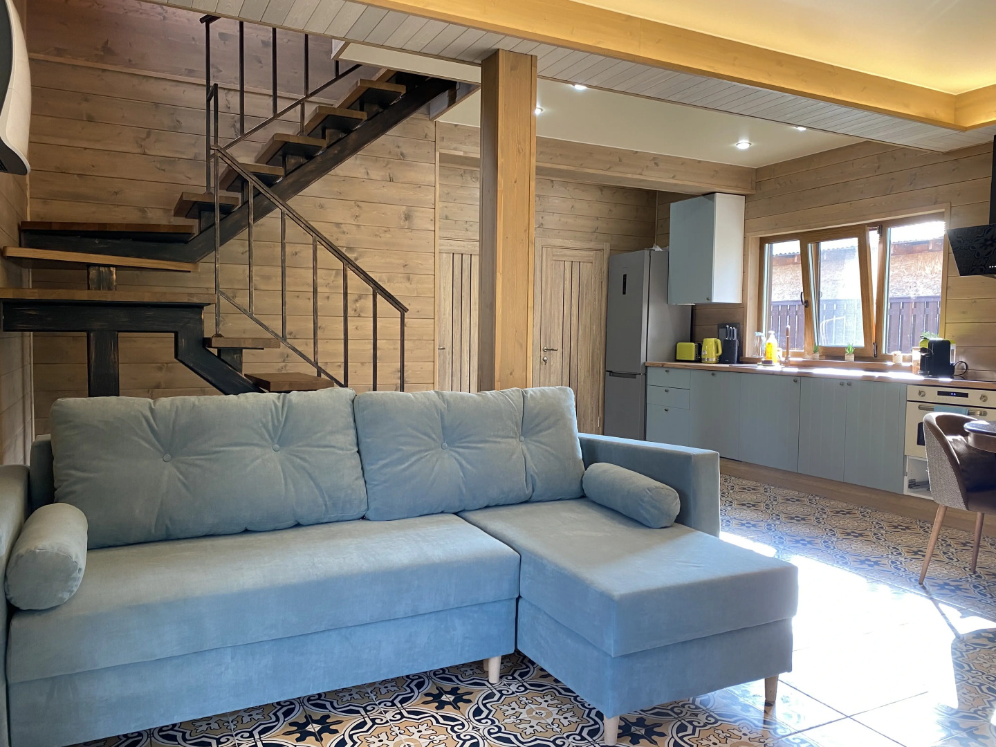 Частный дом Champion House FreeDom