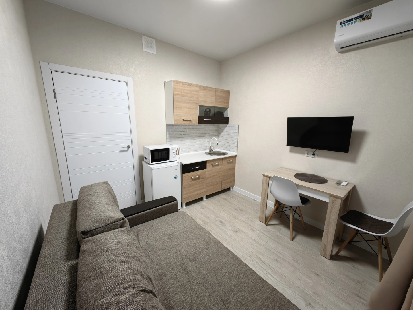 Апартаменты Holiday House 1