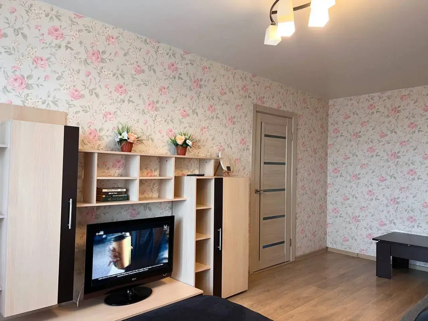 Апартаменты на улице Журавлёва 11/2