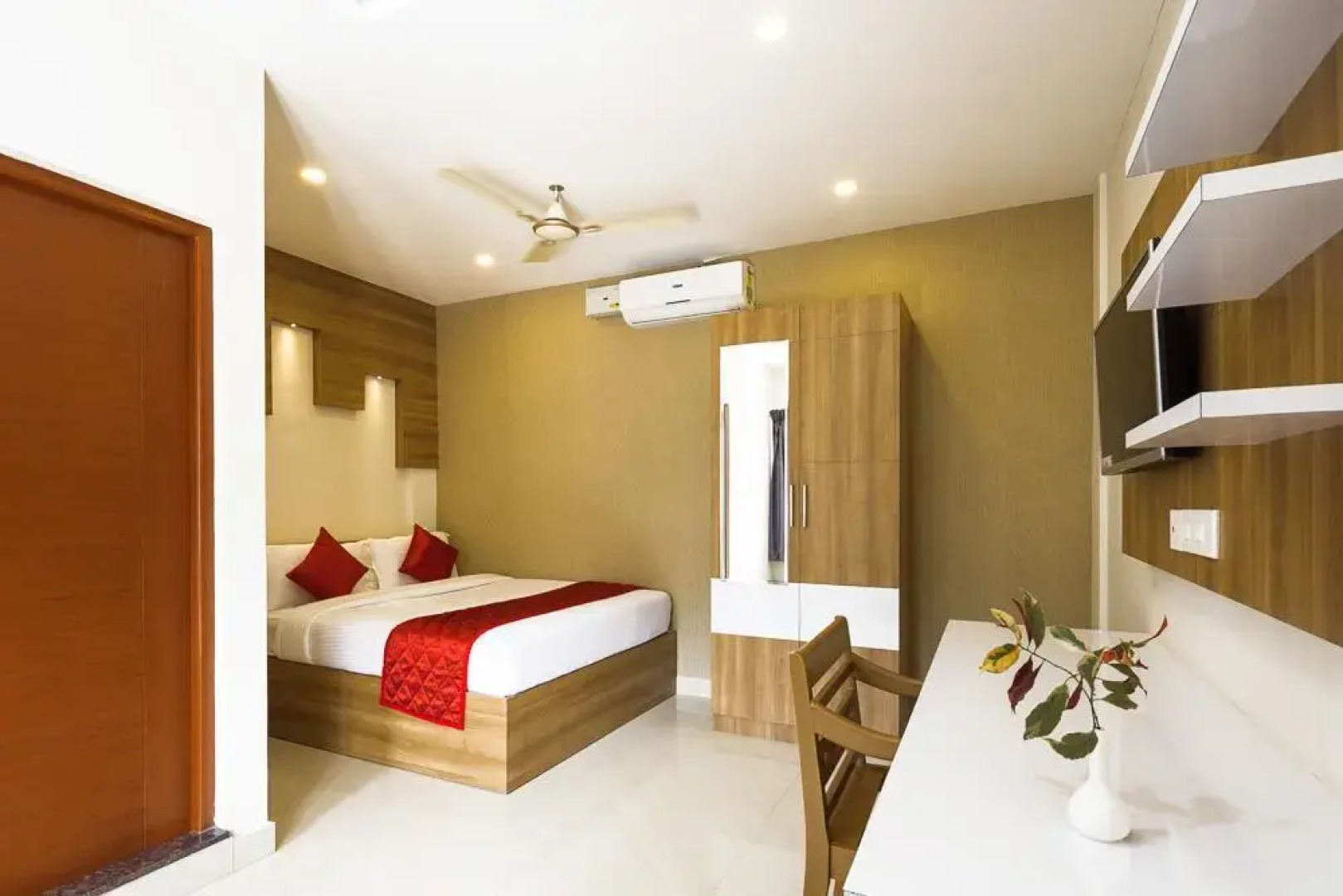 Отель Hostess Thekkady