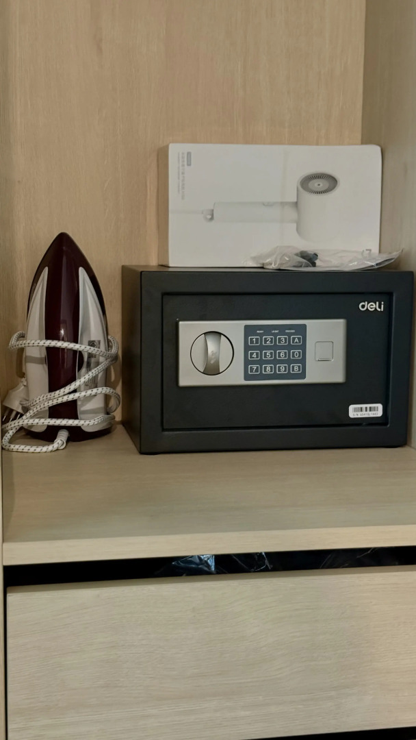 Квартира Просторная однушка у моря с бассейном и WiFi 500 мбит/с