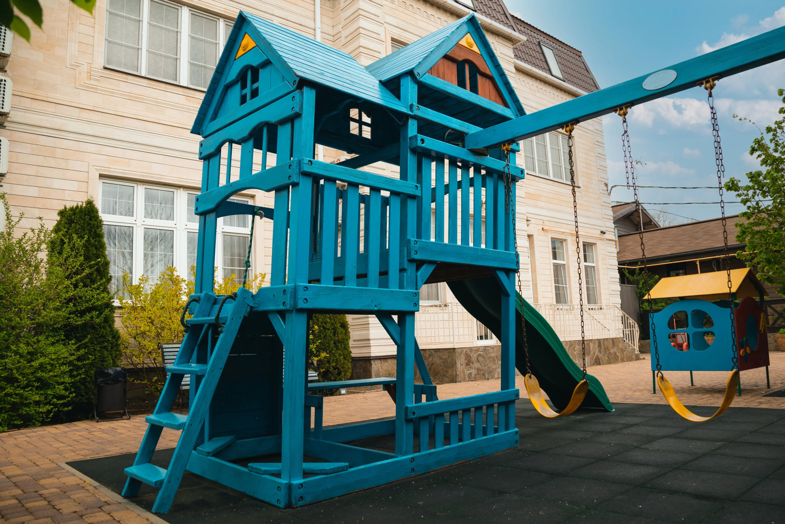 Отель Журавли