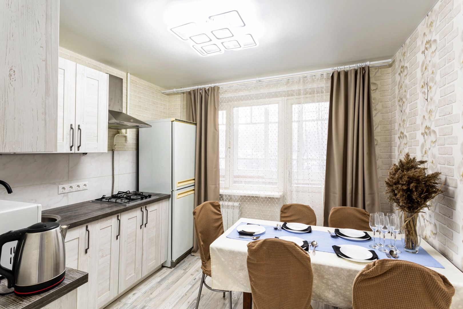 Квартира Большая трехкомнатная квартира в городе Воскресенск