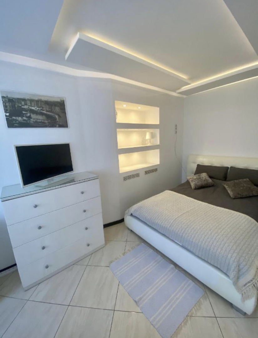 Апартаменты Уютная современная квартира в историческом центре города