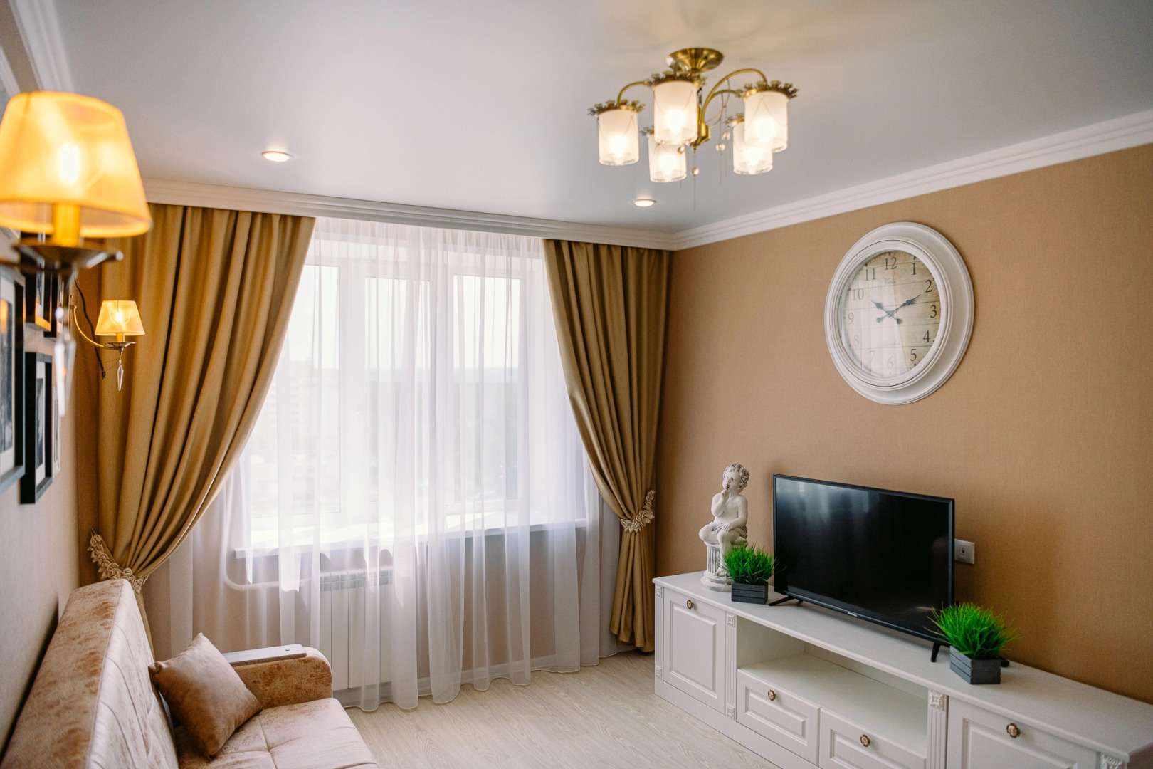 Апартаменты Любимый дом на Антонова 74