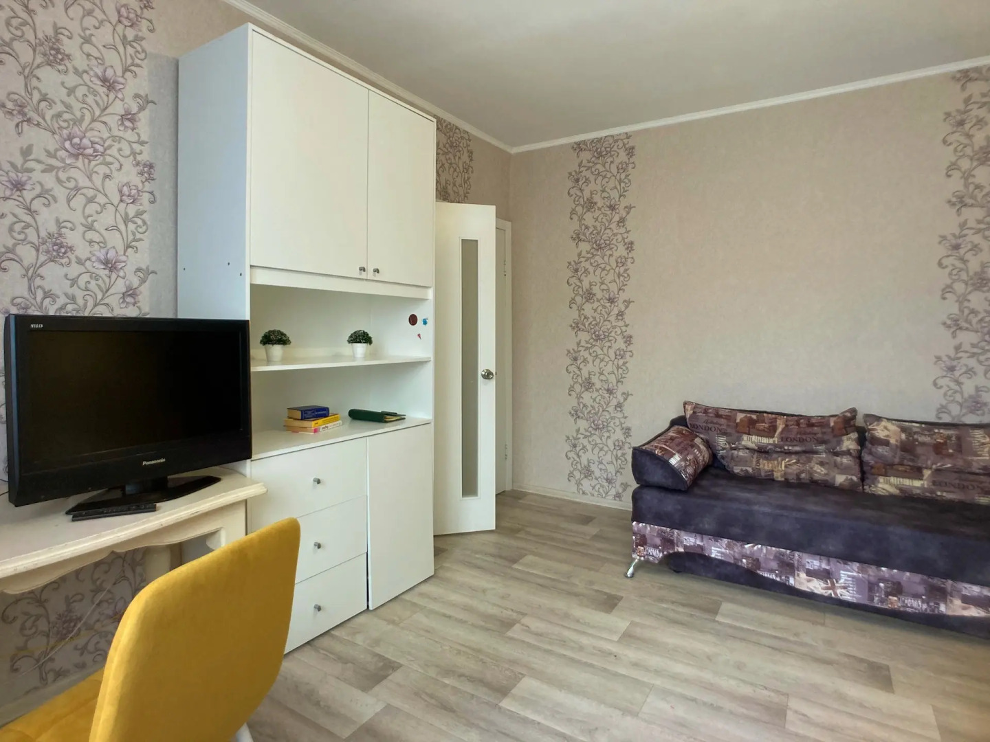 Квартира на Куфонина 19