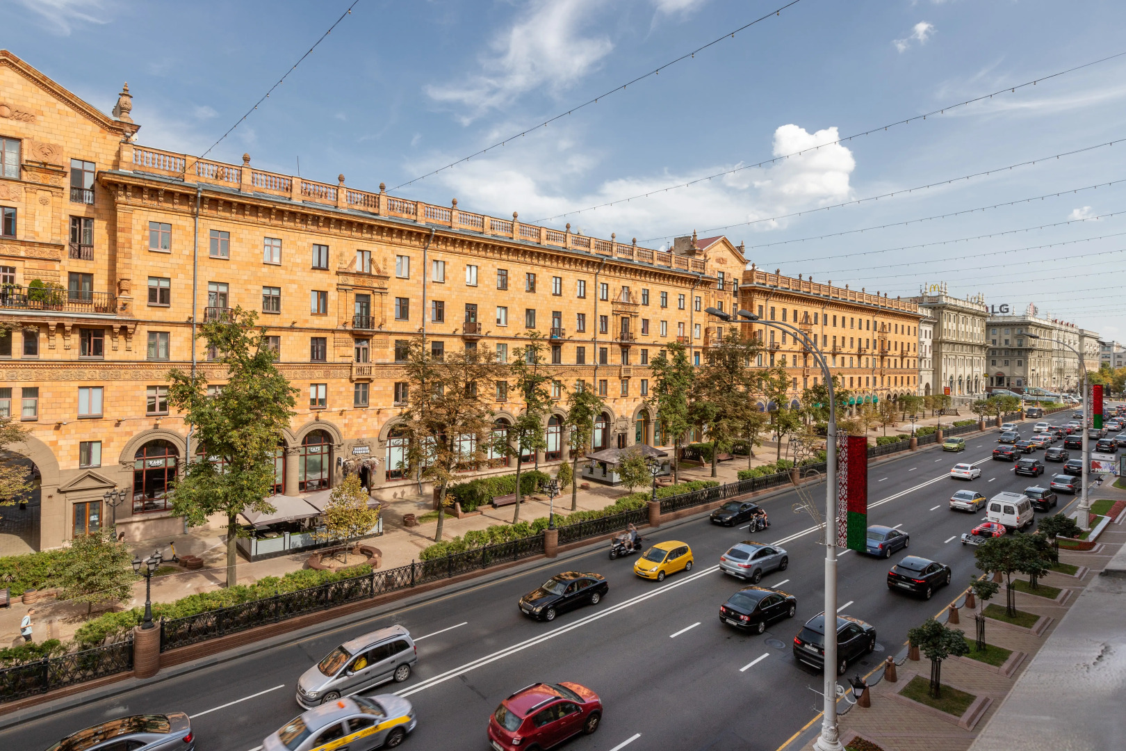 Апартаменты 1-комнатные HomeApart Ленина, 4