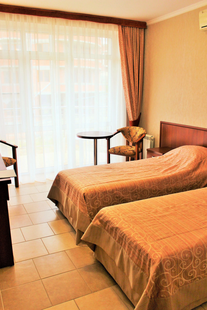 Отель Гермес