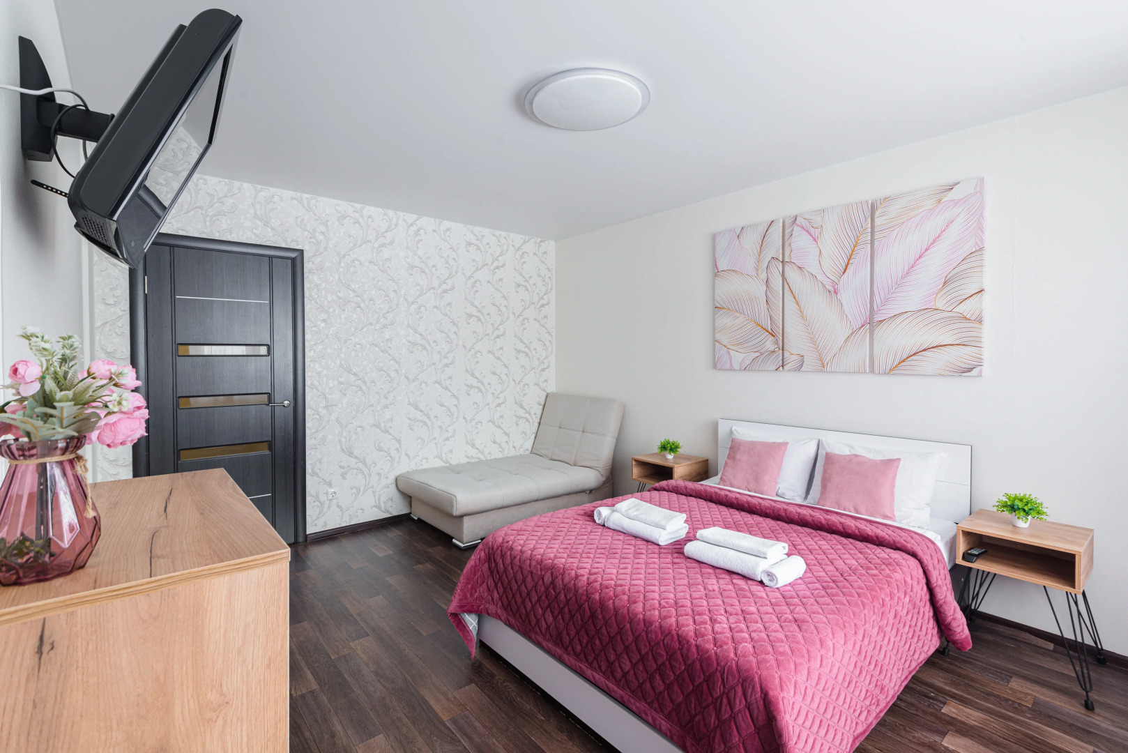 Квартира 1-к в центре на Ярмарочной 17 от RentAp, 5 сп.мест