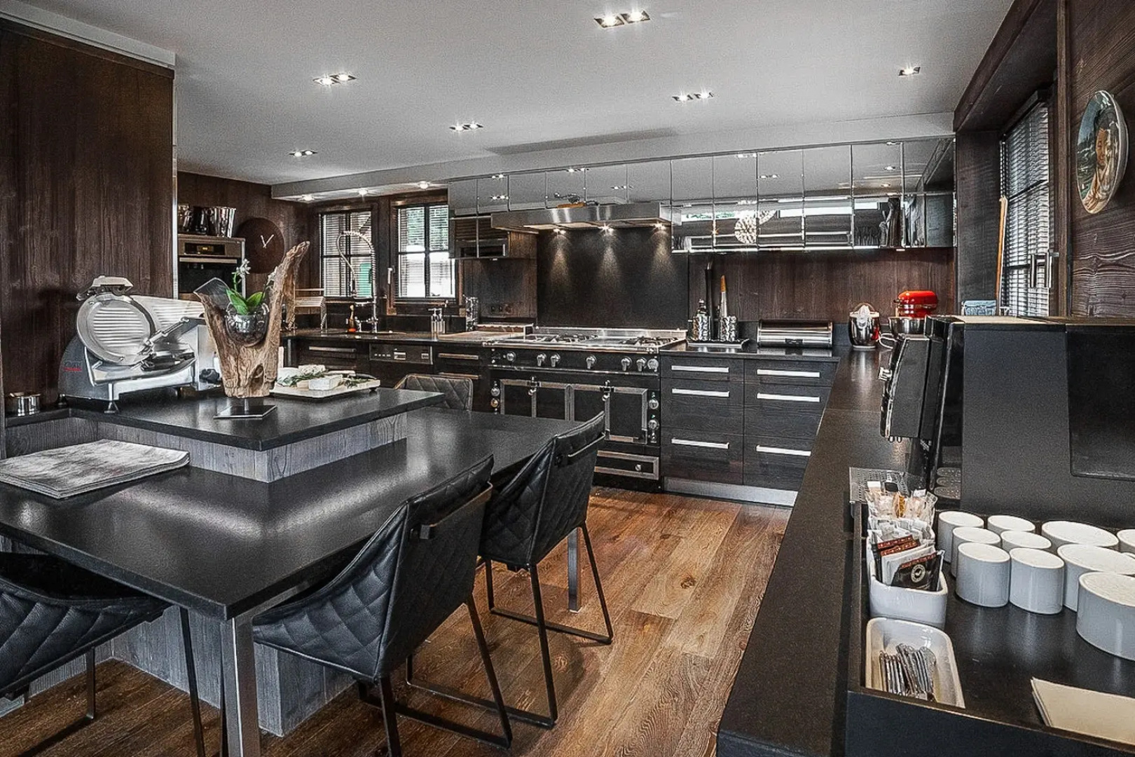 Отель Chalet Anad