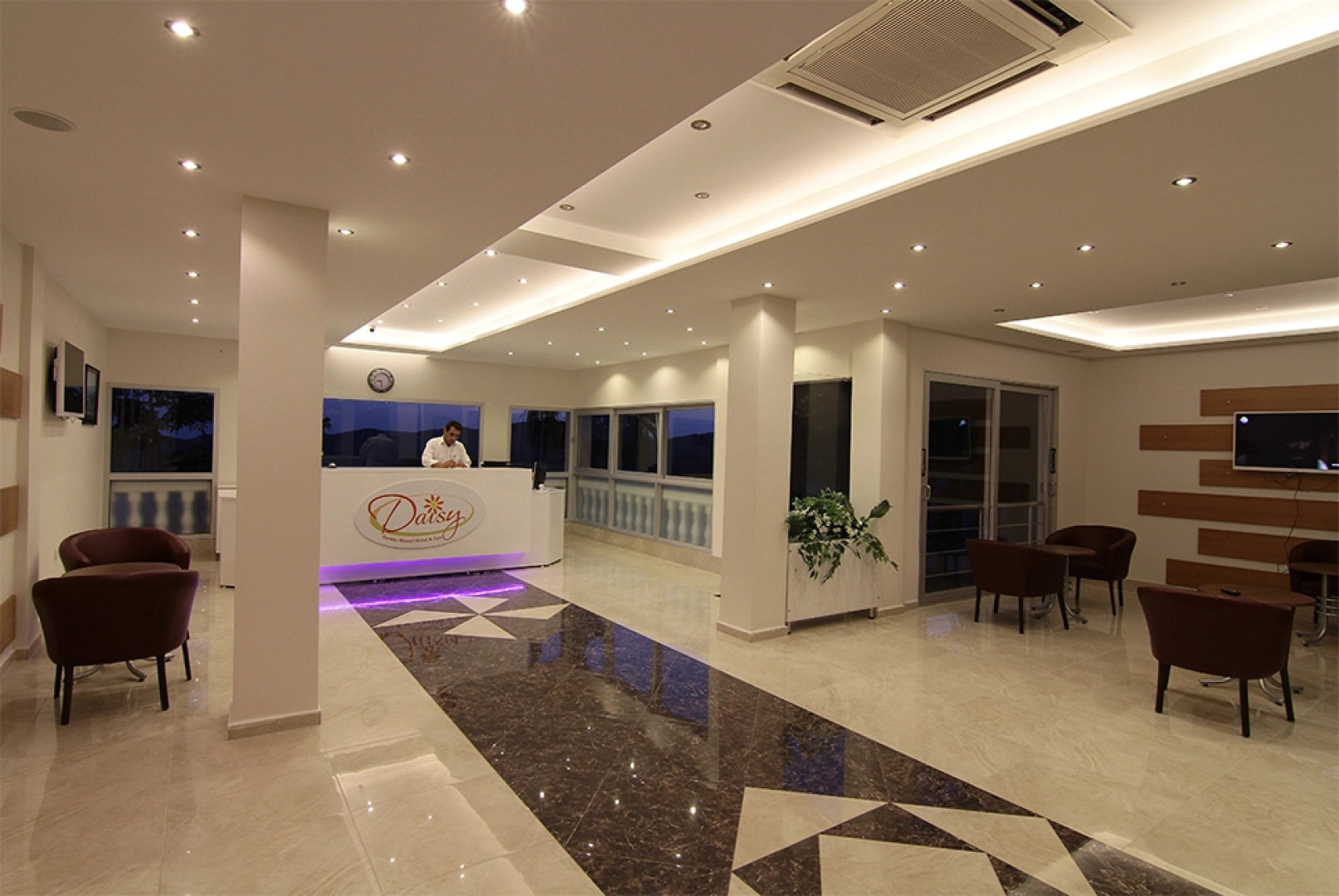 Отель Daisy Garden Resort