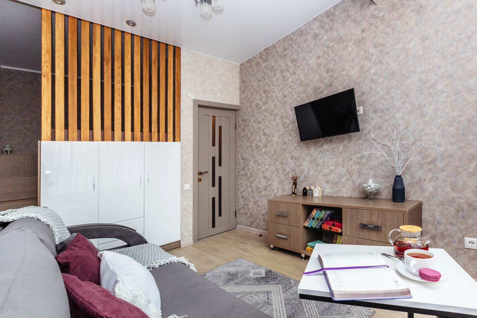 Апартаменты SochiHome Новая Заря 1