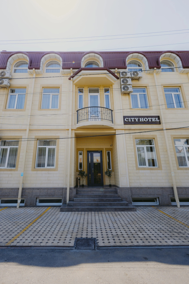 Отель City