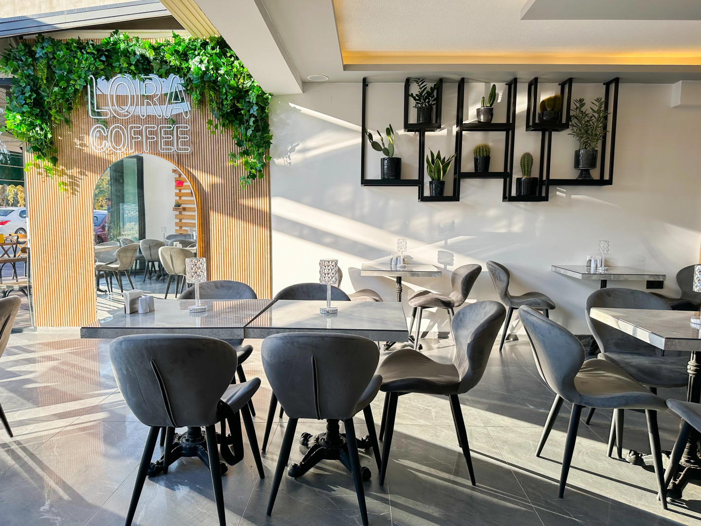 Отель Bed&Breakfast Marina Lora