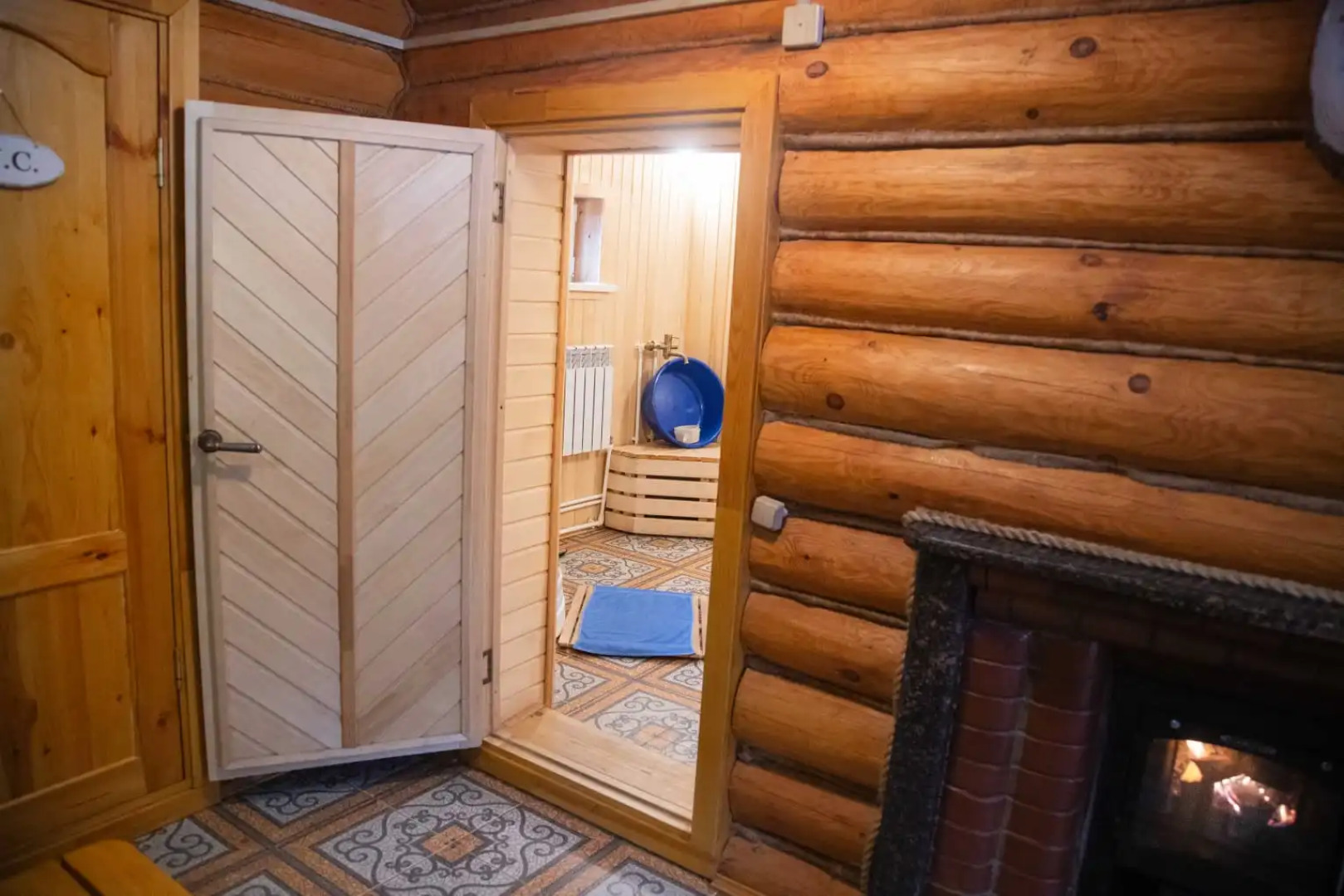 Банно-гостевой комплекс Старый город