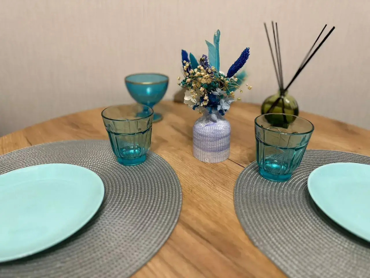 Апартаменты двухкомнатные на проспекте Куприна 30к9