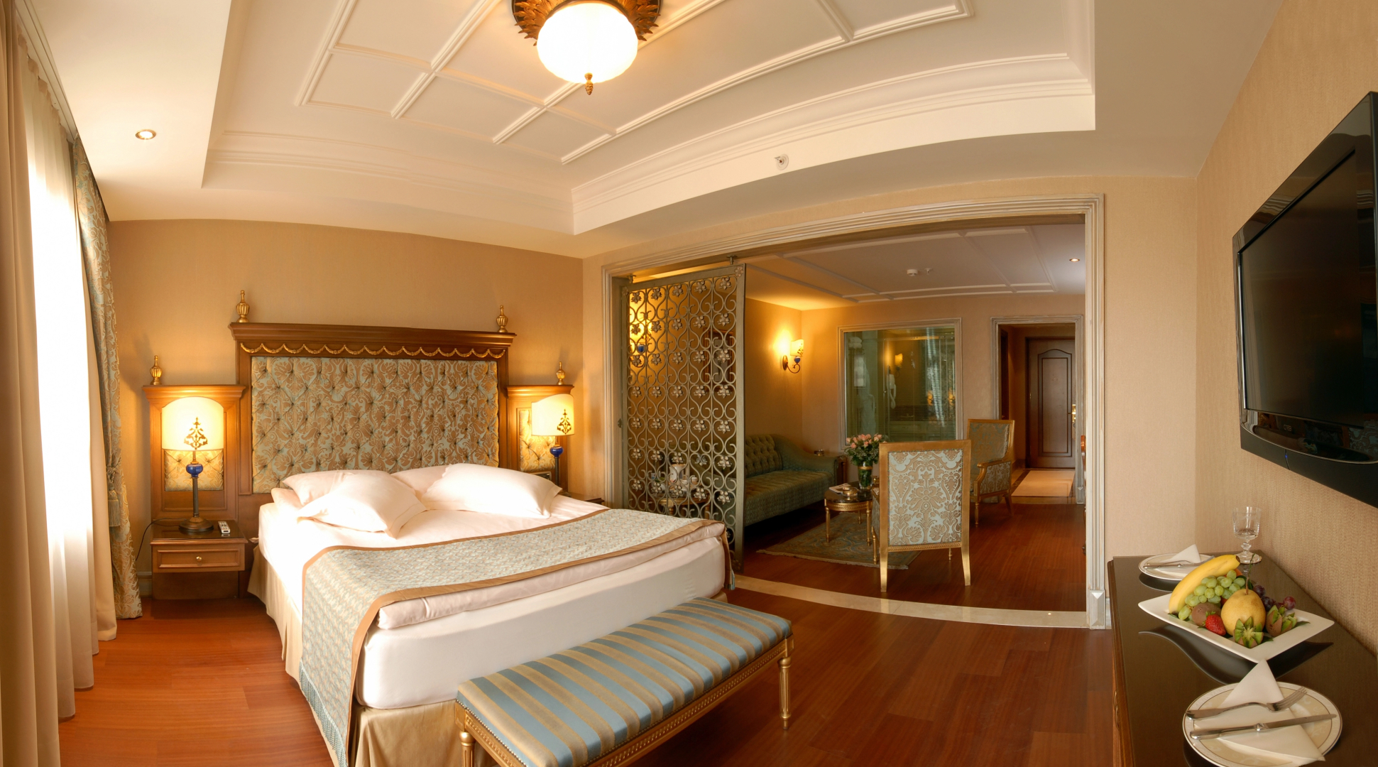 Отель The Central Palace Taksim