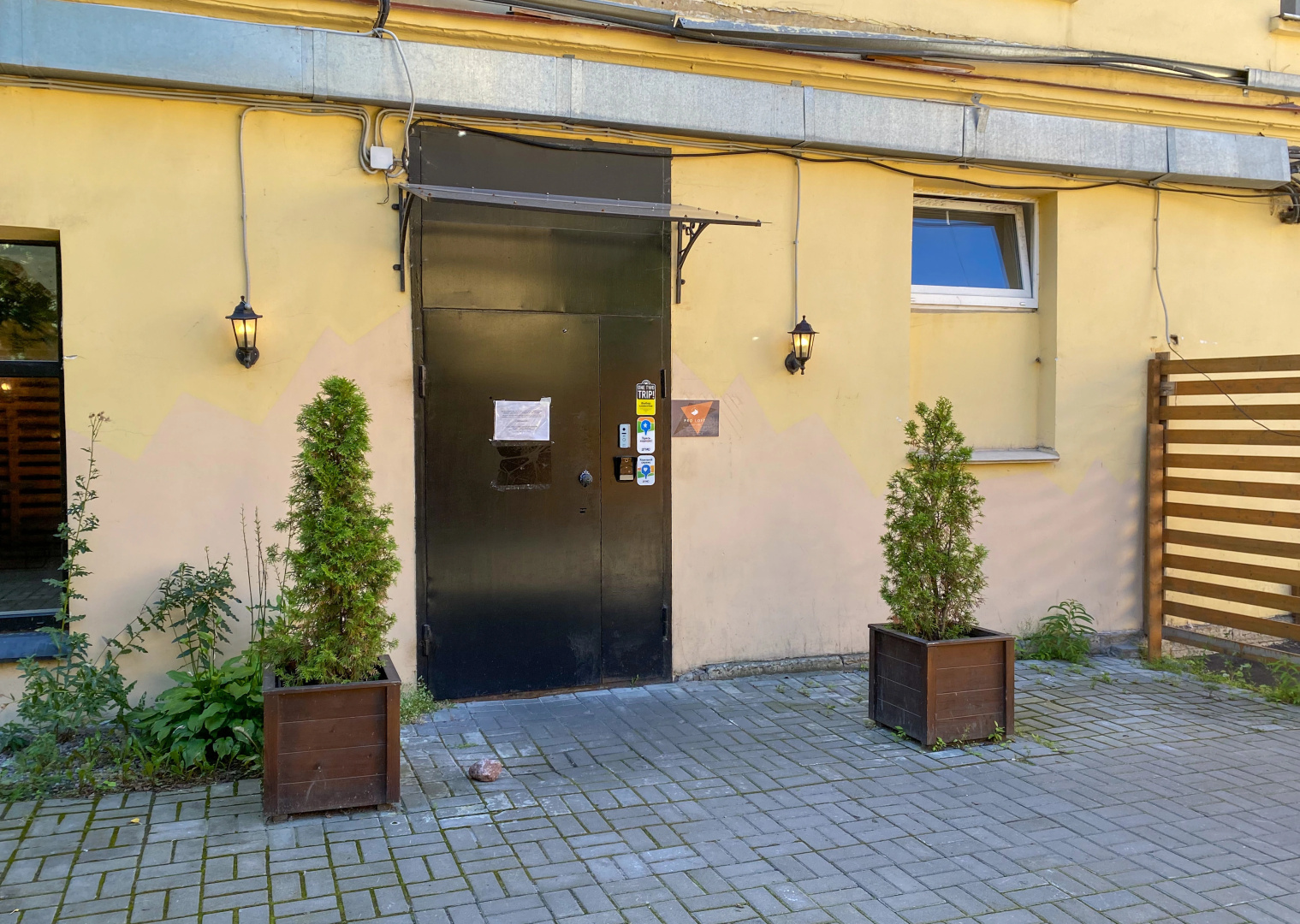 Отель PROLOFT city hostel & rooms
