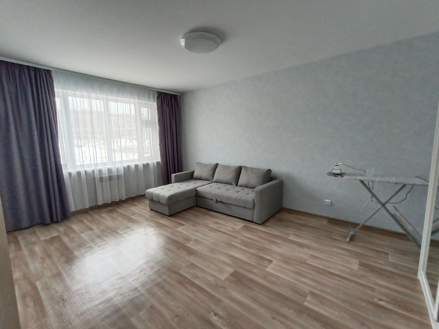 Квартира Двухкомнатная на улице Крайняя/ проспекте Мира