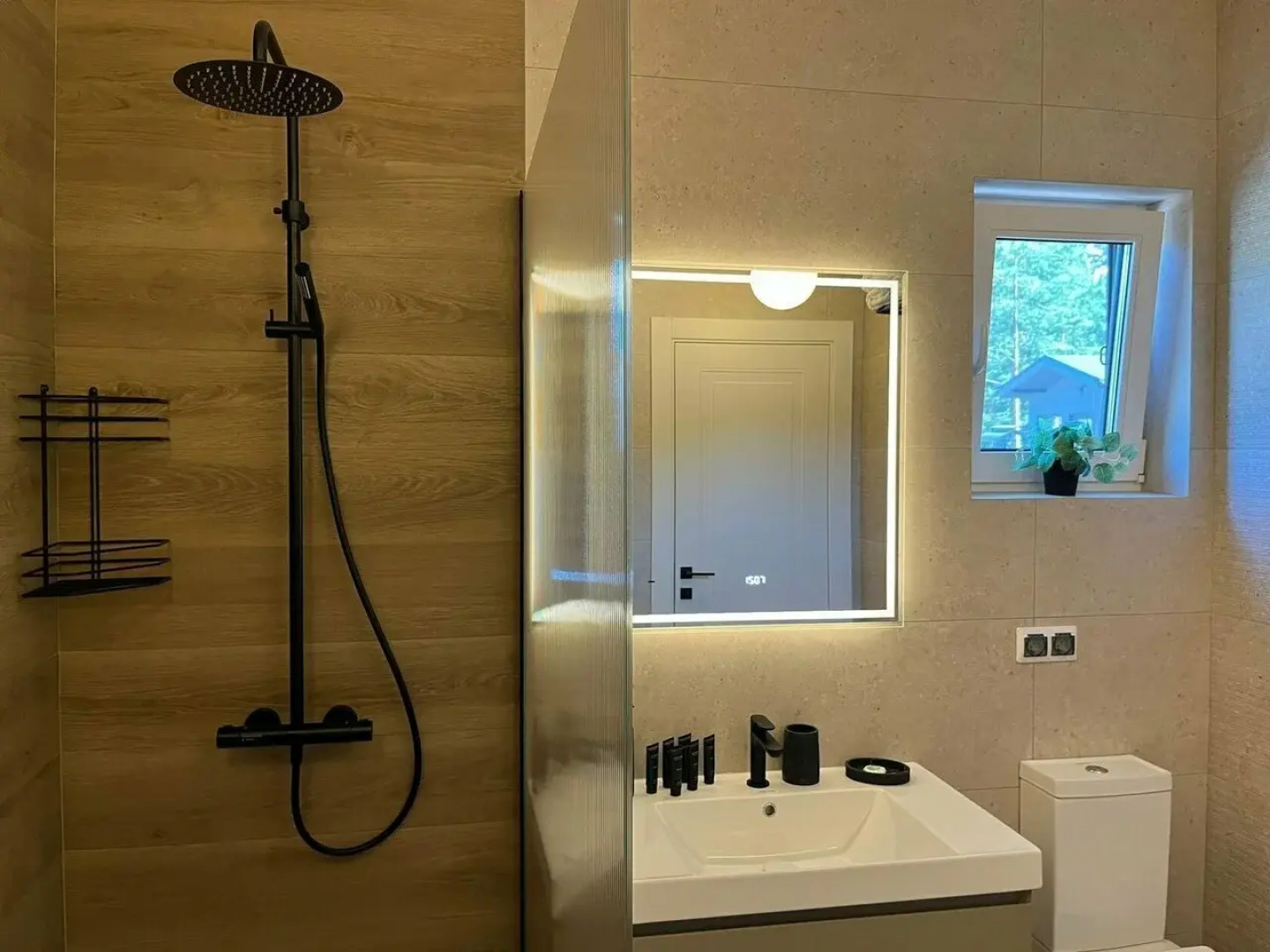 Частный дом На Александровской 10