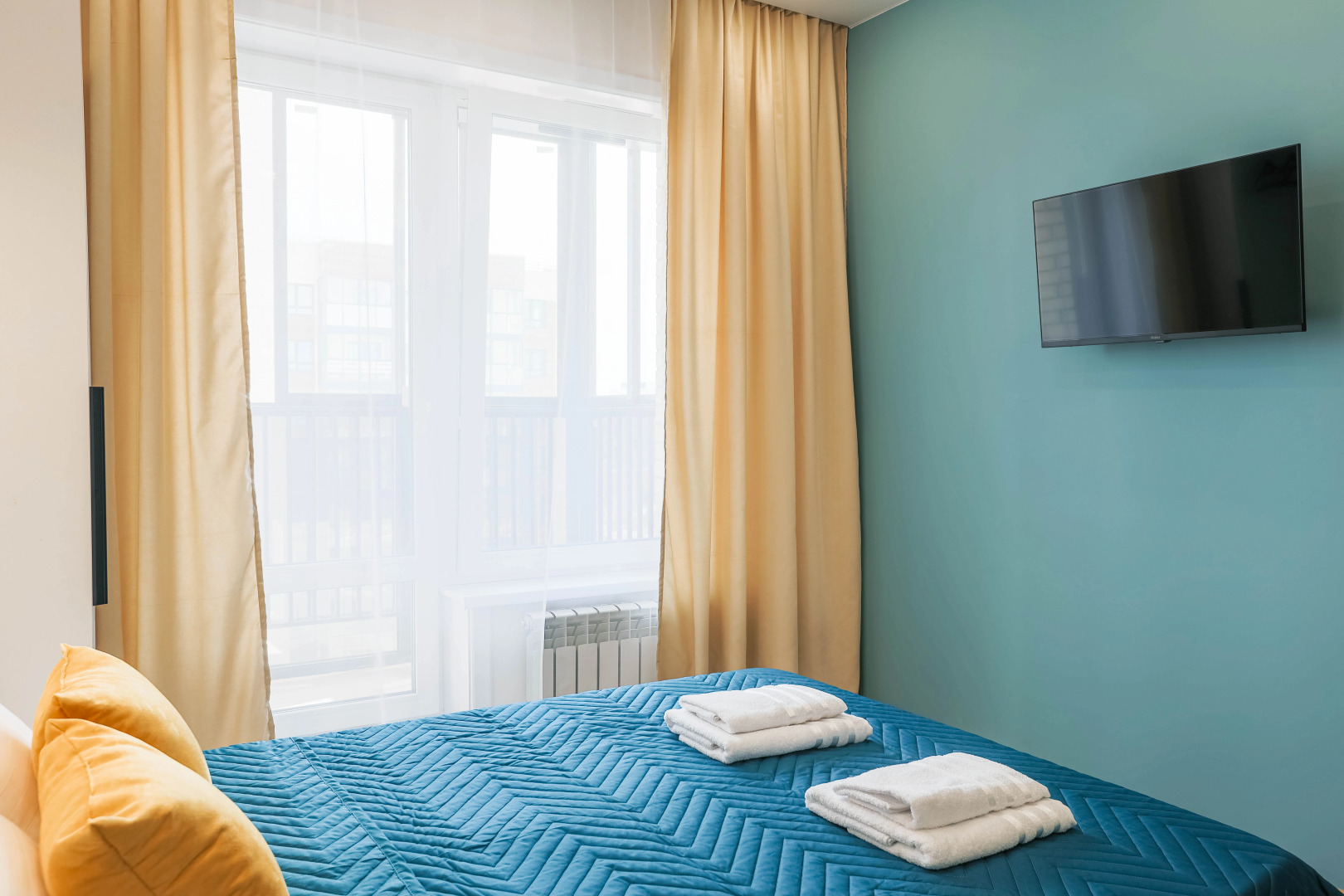 Апартаменты Солнце рядом с Политехом на 2 гостя