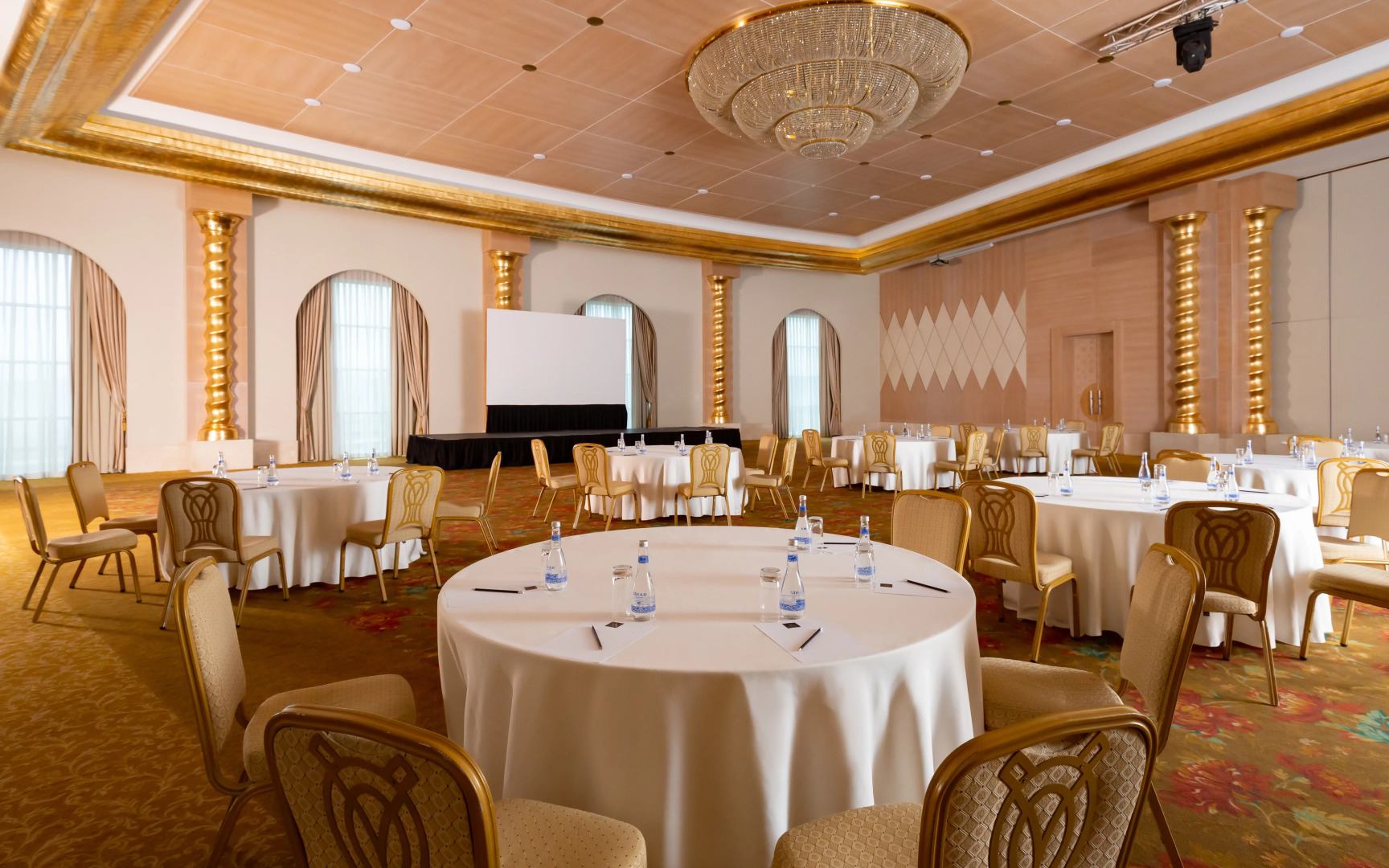 Badamdar Hotel and Residences