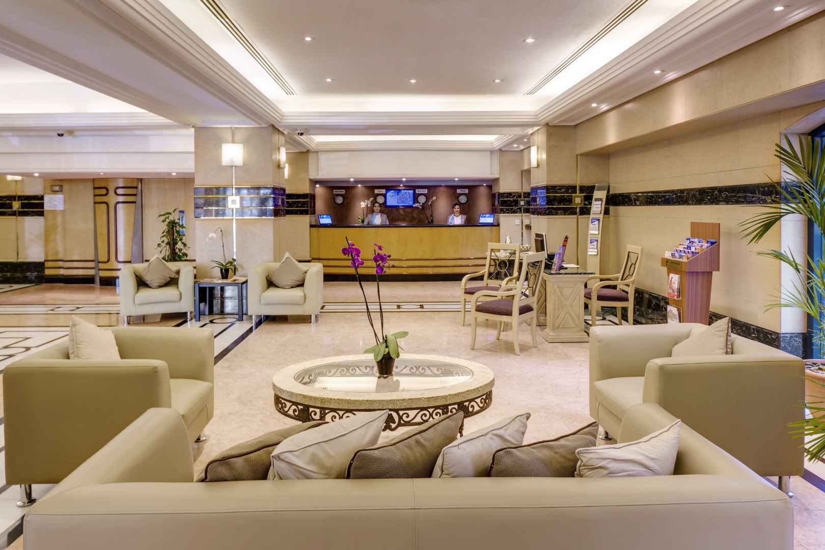 Отель Novel City Center