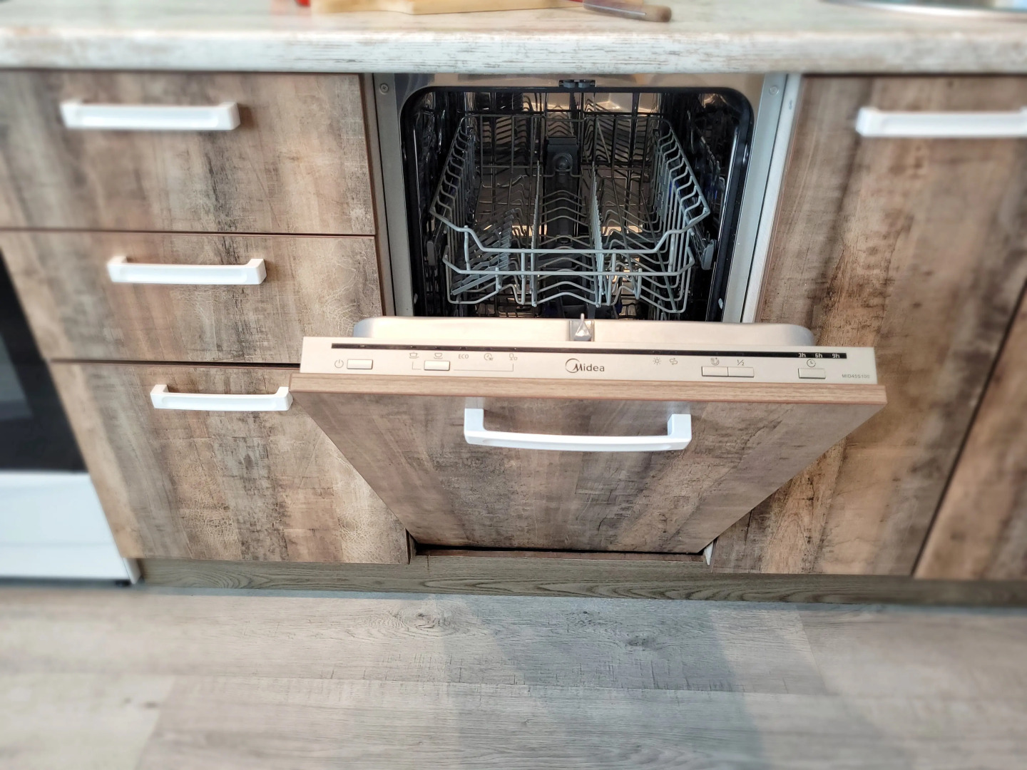 Апартаменты у ТЦ Кристалл