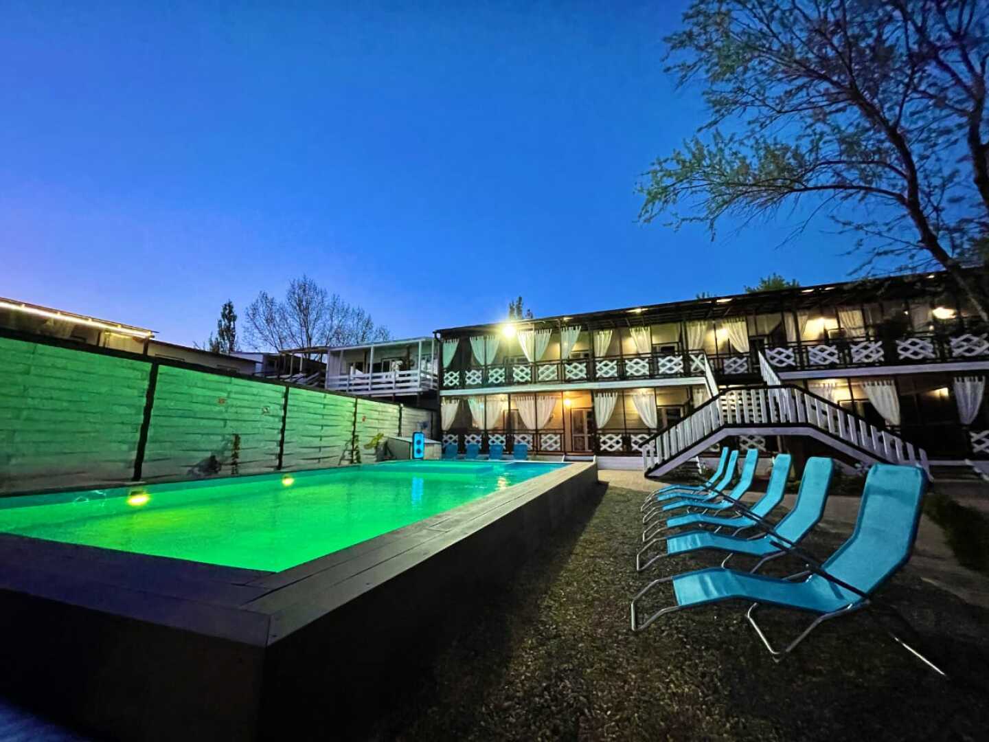 Отель Белая Деревня