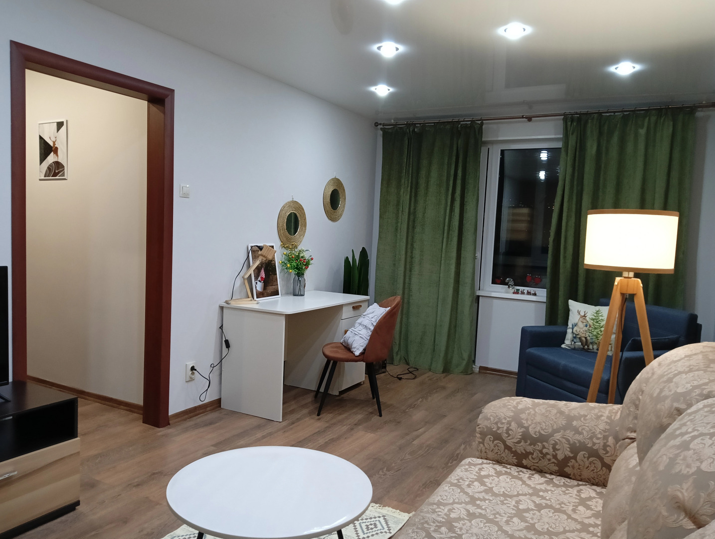 Квартира Ваш Рантье на Книповича 19 рядом с Cosmos