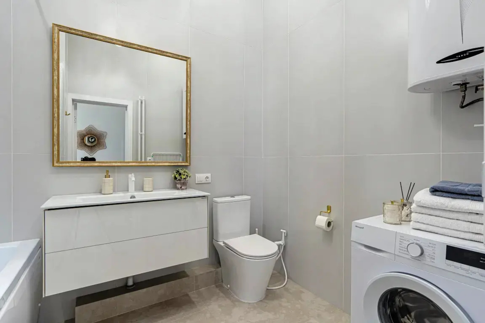 Квартира Хризантема