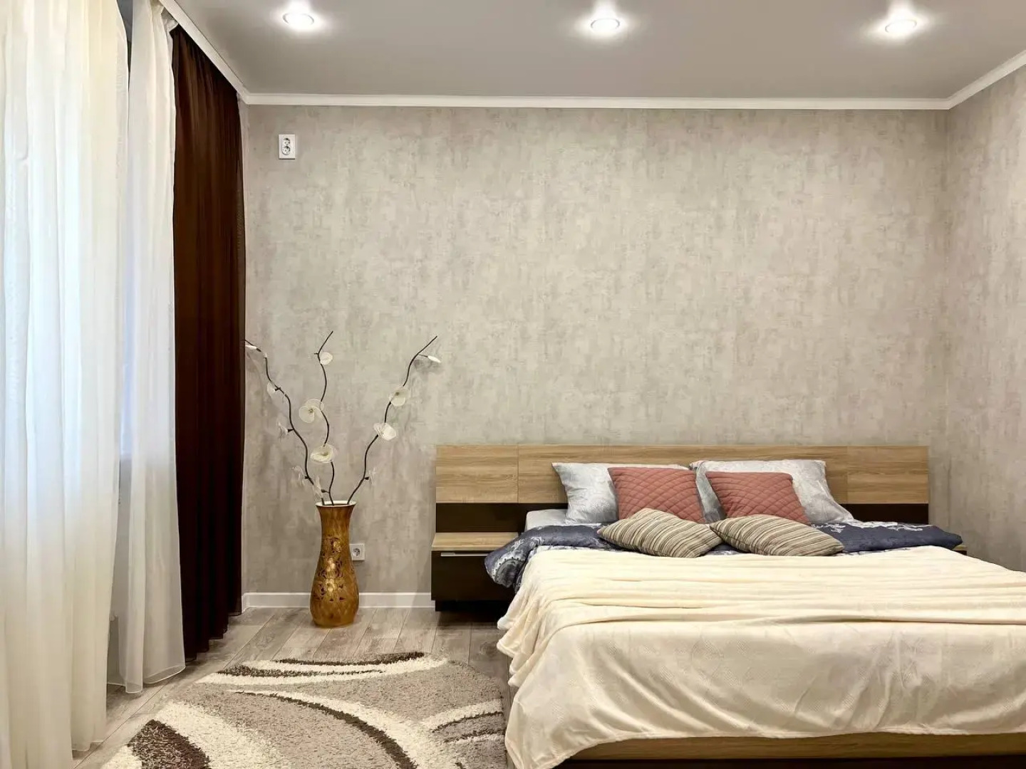 Апартаменты Люкс на Индустриальной 22