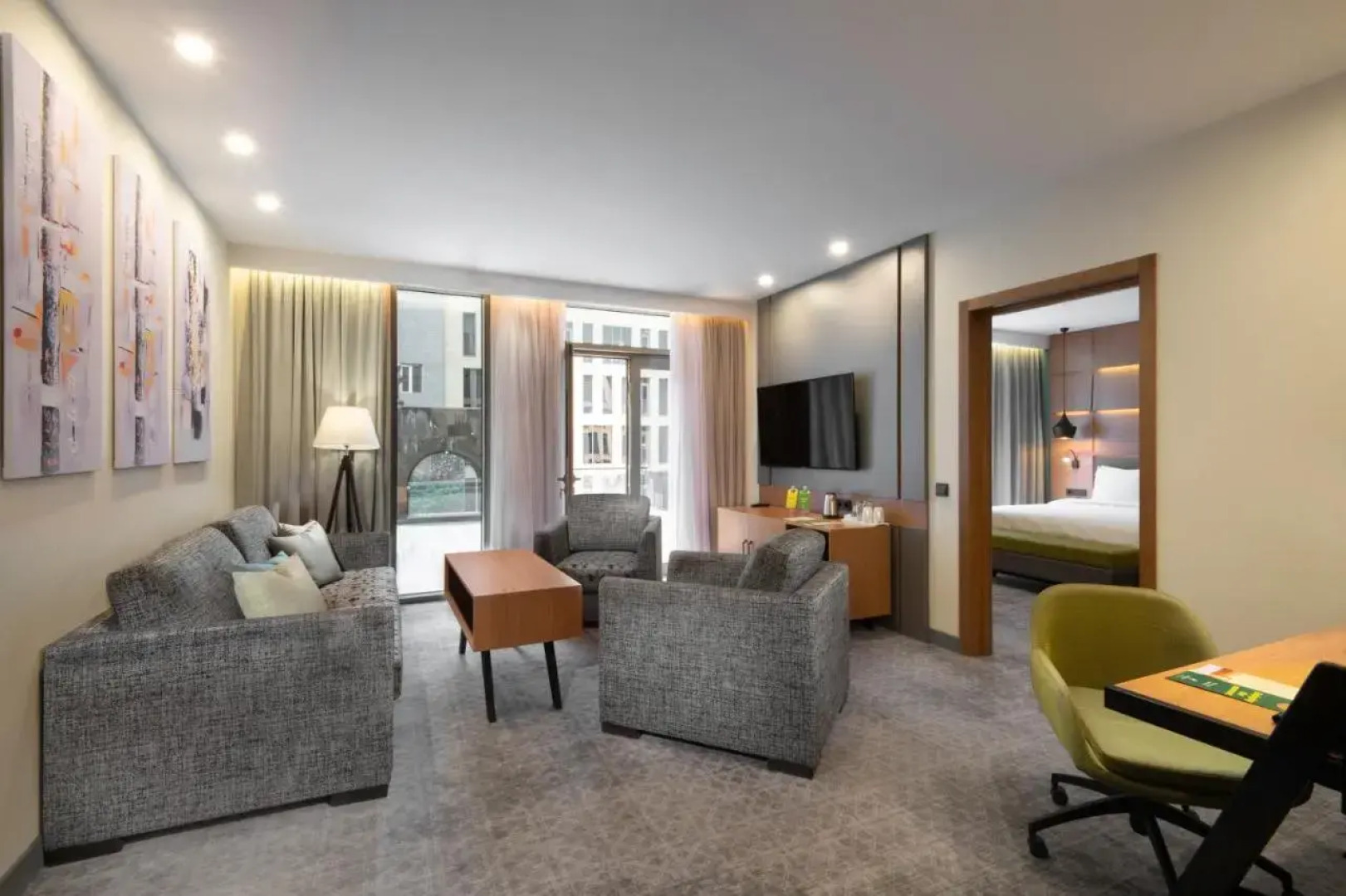 Отель Holiday Inn Yerevan Republic Square, an IHG Hotel